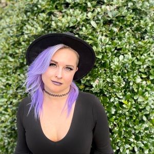 Meet your Posher, Madison